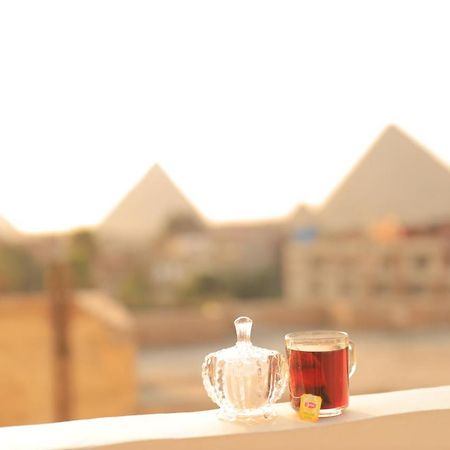 Magic Golden Pyramids View Hotel Kafret el-Gabal Buitenkant foto