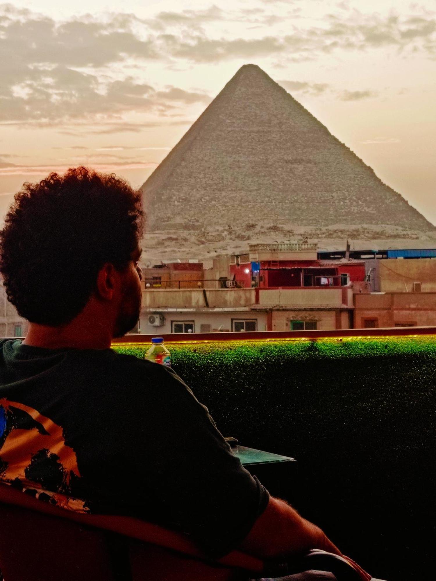 Magic Golden Pyramids View Hotel Kafret el-Gabal Buitenkant foto
