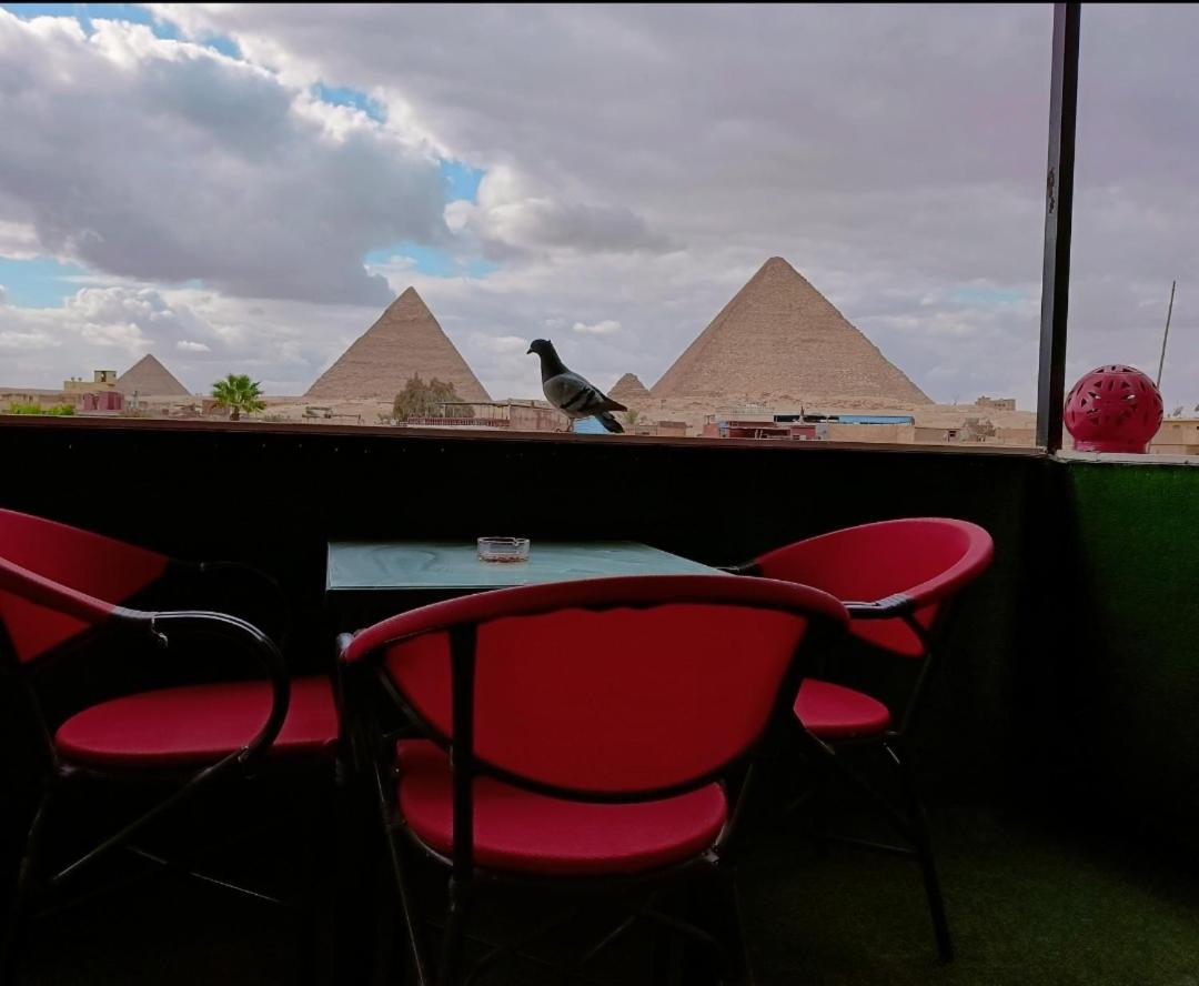 Magic Golden Pyramids View Hotel Kafret el-Gabal Buitenkant foto